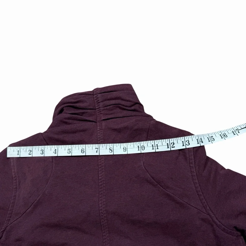 Lululemon That's A Wrap Cardigan Size 4 Heathered‎ Bordeaux Drama Snap